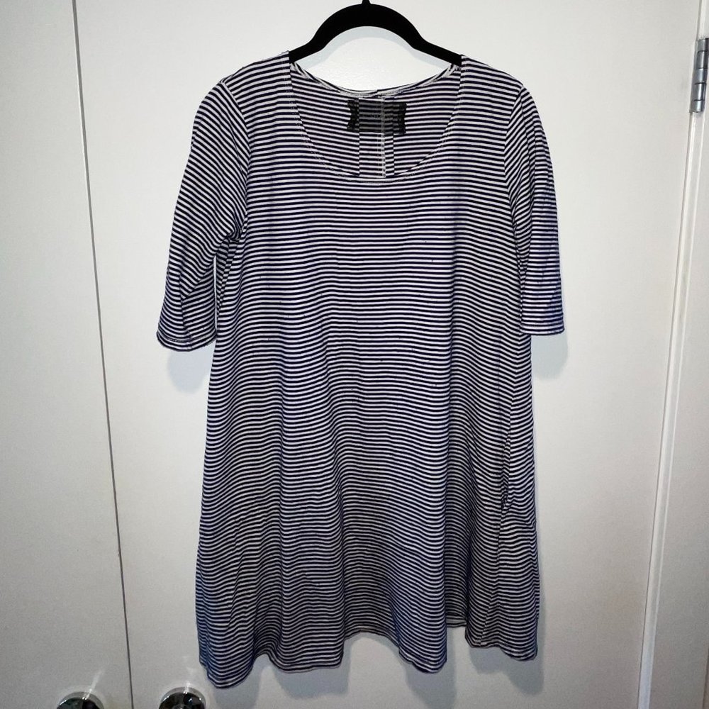 Reformation navy blue striped t-shirt dress